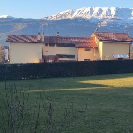 Complesso Turistico Aurora - Appartamenti Poggio Picenze Bagian luar foto