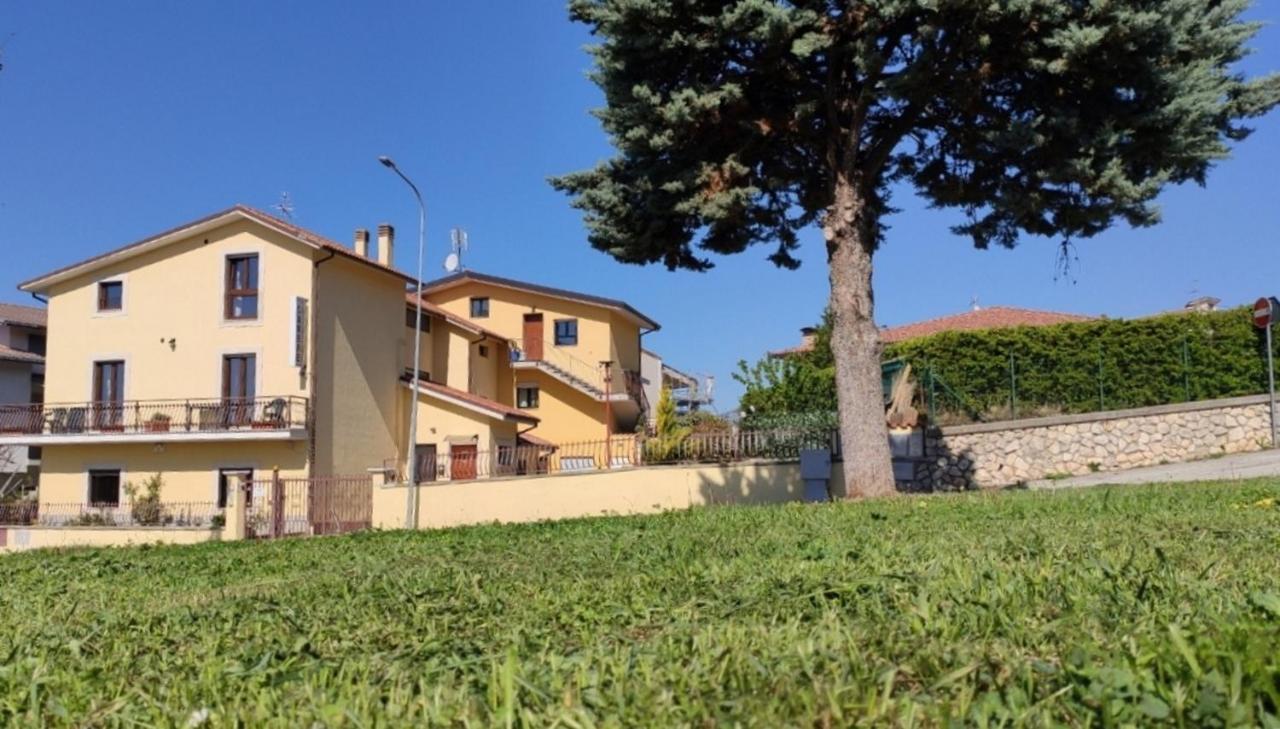 Complesso Turistico Aurora - Appartamenti Poggio Picenze Bagian luar foto