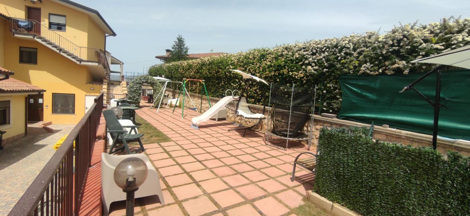 Complesso Turistico Aurora - Appartamenti Poggio Picenze Bagian luar foto