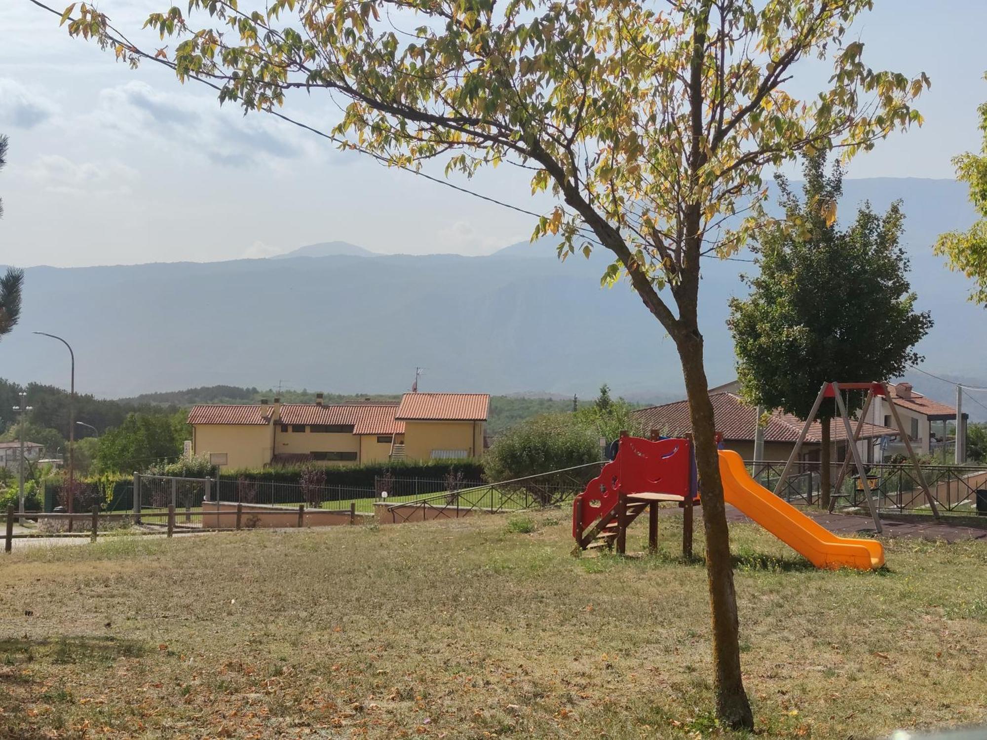 Complesso Turistico Aurora - Appartamenti Poggio Picenze Bagian luar foto